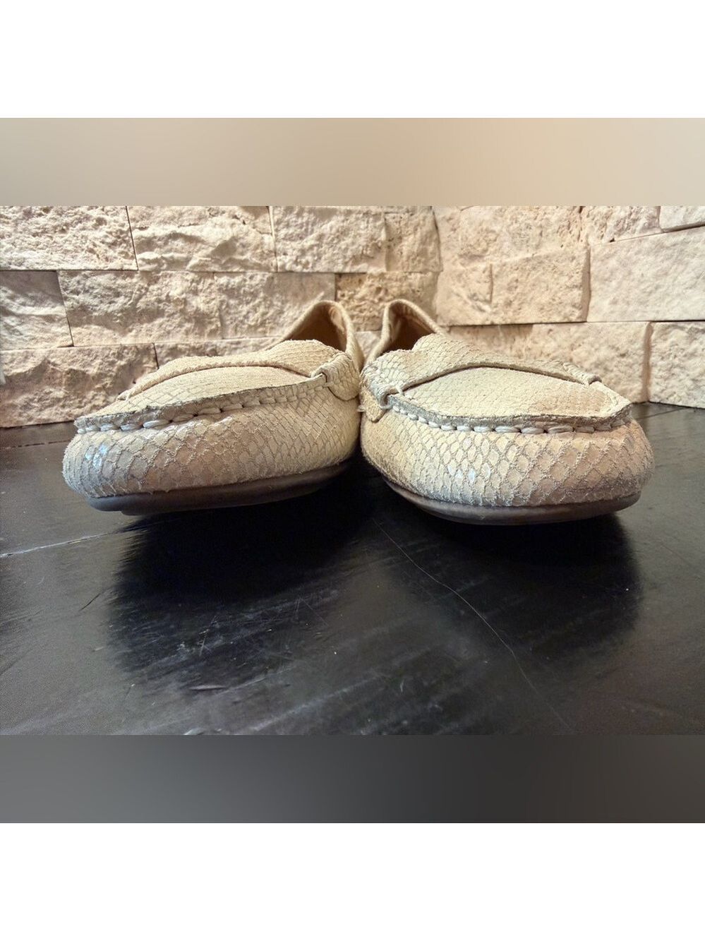Vionic Larrun Snakeskin Loafers Ivory Slip On Women’s Sz 7.5 - Picture 4 of 9